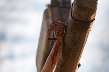 pictures-of-jesus-nails-hands-1127791-gallery